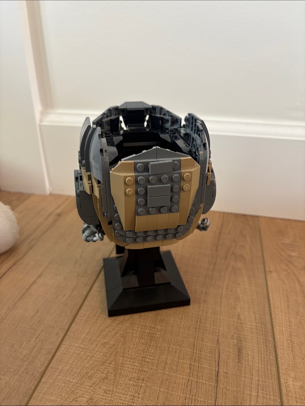 Lego Star-Lord Helmet pencil holder - Picture 3 of 5